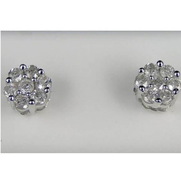 1LEFT🌟1/2 CT Diamond Cluster 10K Gold Over  Studs - Picture 1 of 3